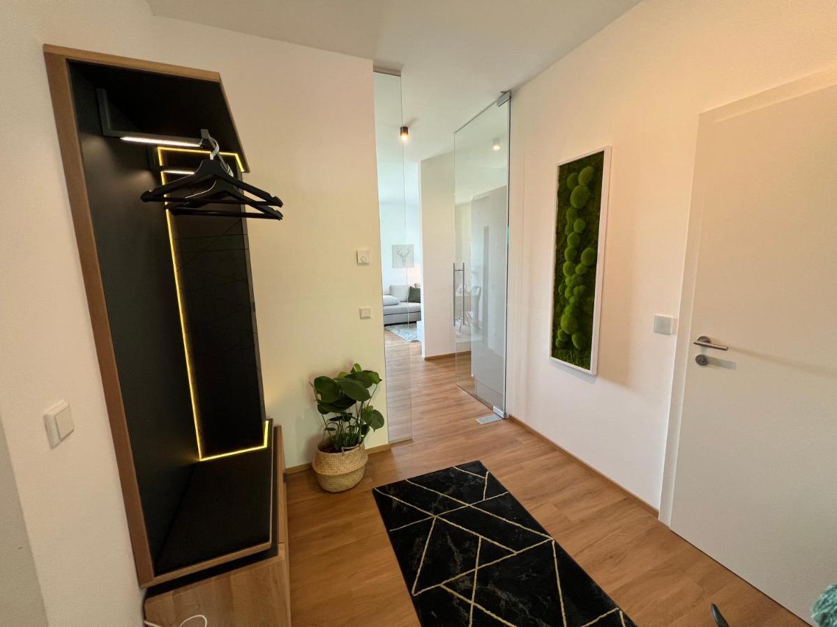 Designapartment Blue Sky -55M2-Free Parking & Wifi Graz Exterior photo